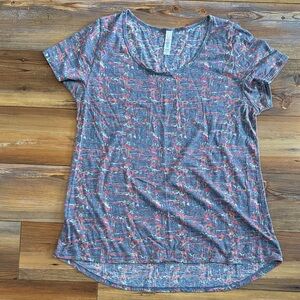 LuLaRoe Gray and Red Classic Tee Patterned Short Sleeve Top